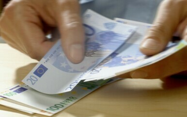 Hrvat se ponadao nasljedstvu iz Turske pa mu "bankarica" uzela čak deset tisuća eura