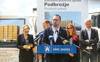 Tomašević položio kamen temeljac za zgradu u Podbrežju za priuštivi i socijalni najam