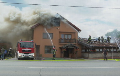 Vatra u potpunosti progutala poznati restoran, šteta milijunska: "Kada su rekli da gori Citadela, nisam vjerovao da se to stvarno događa"