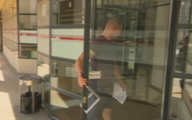 Raste zaposlenost u javnom sektoru