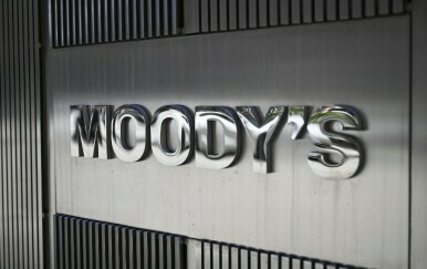 Moody's snizio kreditni rejting SAD-a