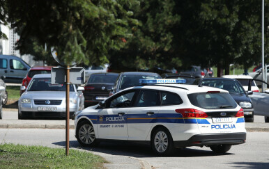 U Bjelovaru stariji muškarac pokušao ubiti stariju ženu, pa presudio sam sebi
