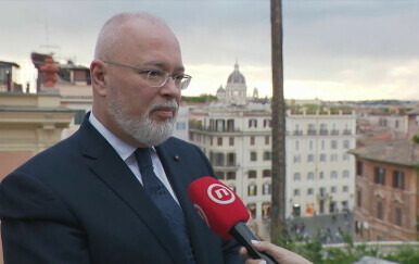 Dan uoči mise ustoličenja pape Lava XIV, iz Vatikana se javila reporterka Dnevnika Nove TV Barbara Štrbac