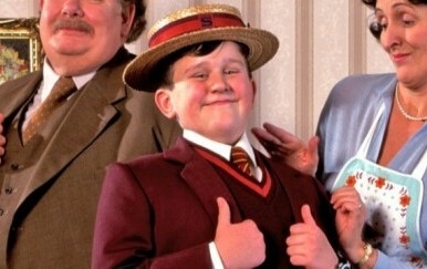 Harry Melling - 17