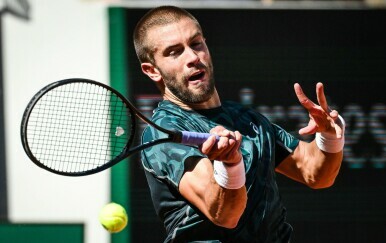 Borna Ćorić