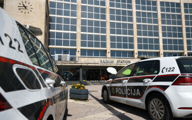 Masovna uhićenja zbog korupcije u Bosni i Hercegovini: Uhićeni i policajci