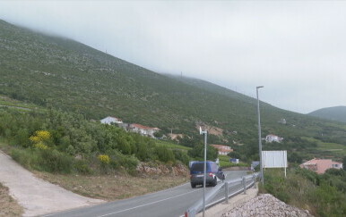 Pobuna na Pelješcu - vinogradari ne žele cestu kroz nasadePobuna na Pelješcu - vinogradari ne žele cestu kroz nasade
