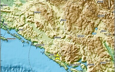 Tri potresa tijekom noći uznemirili Hrvate