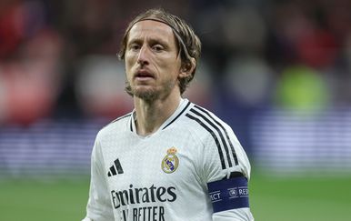 Luka Modrić poručio Xabiju Alonsu da će dati sve od sebe za Real