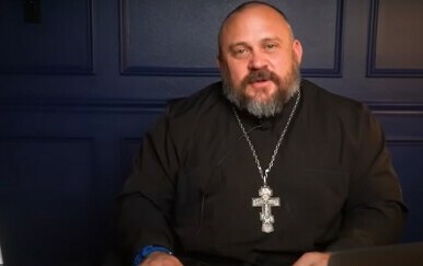 Popularni svećenik: "Puno njih me pita: Oče Mojsije, kako da budem muževniji"