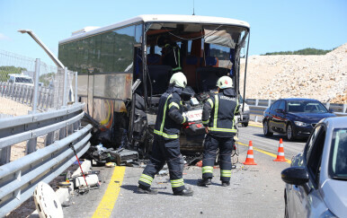 Broj ozlijeđenih u sudaru dvaju autobusa na A1 porastao na 21