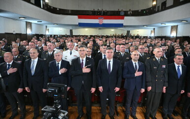 Pogledajte kako su se pozdravili Milanović i Plenković