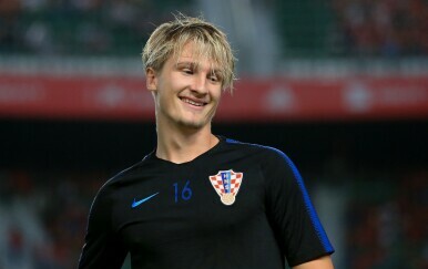 Tin Jedvaj - 4