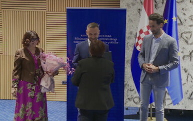 Udomitelji se žale na iznos naknade za udomiteljstvo, ministar Piletić tvrdi da će one rasti
