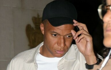 Kylian Mbappe - 4