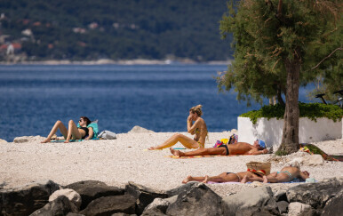 Splitske plaže prepune kupača