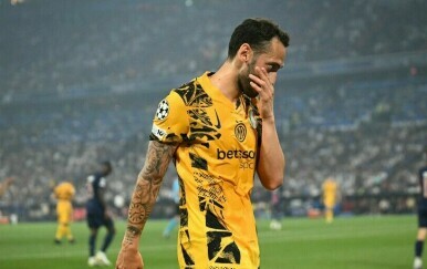 Hakan Calhanoglu