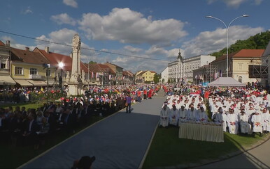 Više od 12 tisuća stiglo na Susret katoličke mladeži u Požegi