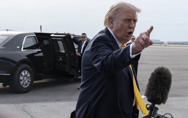 Trump pregledava iranski mirovni prijedlog, ne isključuje ponovne napade