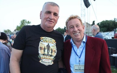 Emotivni oproštaj Tereze Kesovije na Starom placu: Split pjevao uglas, stigla i brojna poznata lica