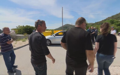 Napadnuta ekipa Poziva nakon priče o groblju na privatnom zemljištu