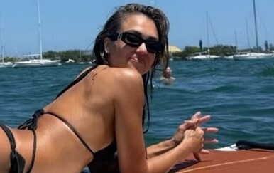 Jessica Alba uživa u luksuznom odmoru u Miamiju
