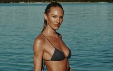 Candice Swanepoel oduševila savršenom linijom u minijaturnom badiću