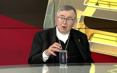 Kardinal Puljić odgovorio na kritike: Pojasnio zašto je bio na Tradfestu i što misli o političkim planovima za BiH