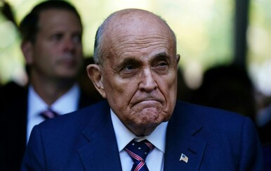 Bivši njujorški gradonačelnik Giuliani otpušten s odjela za intenzivno liječenje