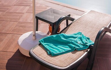 Njemački turist dobio odštetu zbog zauzetih ležaljki u grčkom resortu