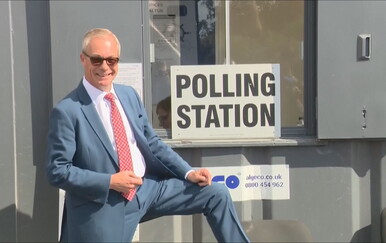 Težak poraz laburista na lokalnim izborima: Starmer gubi povijesna uporišta, Farage slavi