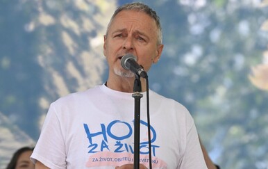 Marko Perković Thompson zapjevao na ''Hodu za život''