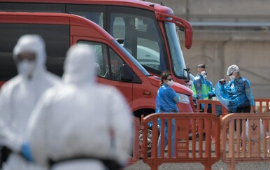 Iskrcani prvi putnici s kruzera na kojem je izoliran smrtonosni hantavirus