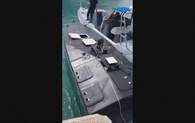 Pomorski dron opremljen eksplozivom zaglavio se na grčkom otoku