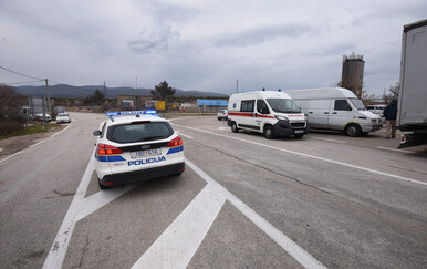 Teška prometna nesreća na A1: Jedna osoba u životnoj opasnosti