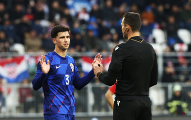 VIDEO Mladi Hrvat zaigrao prvi put u 2026. godini i dobio crveni karton u finišu