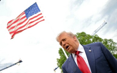 Trump usred pregovora napao Iran, izvrijeđao i Obamu