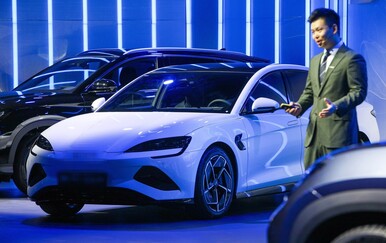 Drama na najvećem svjetskom tržištu automobila: U Kini se urušila prodaja novih vozila