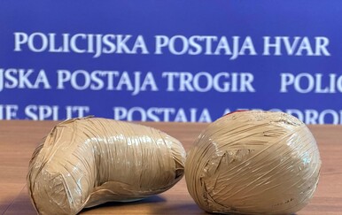 U Solinu policajci pronašli više od kilograma heroina