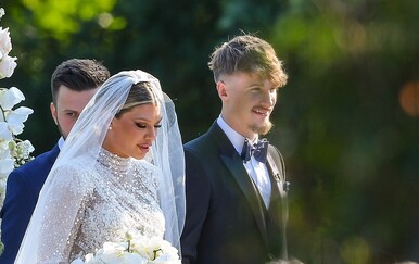 Značenje imena koje su sinu dali nogometaš Tin Jedvaj i supruga Dina