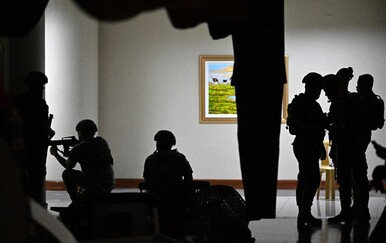 VIDEO Drama u senatu: Odjekivali pucnjevi, vojnici su raspoređeni po zgradi