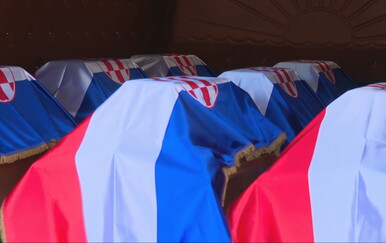 Hrvatska preuzela od Slovenije posmrtne ostatke 500 žrtava poratnih likvidacija