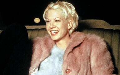 Jenna Elfman nakon dugo vremena viđena u javnosti
