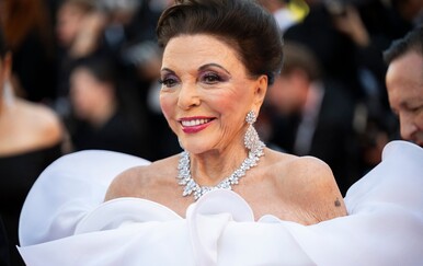 Joan Collins u 93. godini izgleda nevjerojatno: Otkrila je tajne mladolikosti kojih se drži desetljećima