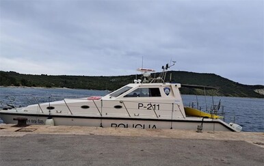 Pomorska policija spasila Nijemca kod Šibenika