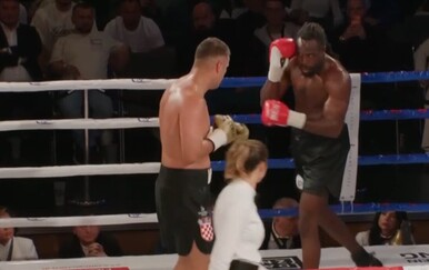 VIDEO Petar Milas upisao sjajnu pobjedu u Njemačkoj: Djeko je pao u petoj rundi!