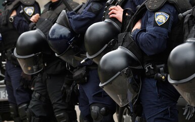 Pula u nekoliko minuta okupirana policijom: Zaustavljen je proboj 50 ljudi u grad