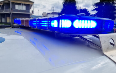 80-godišnjak pao i udario glavom o beton, policija traga za napadačem