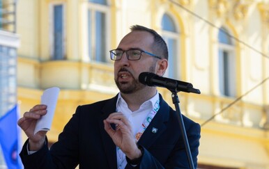 Tomašević konferencija za medije