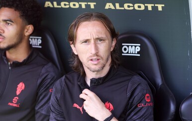 Milan objavio kako Modrić izgleda s maskom, drugačija je od Gvardiolove iz Katra